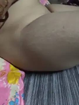 Stripchat Sex Cam of Khushi47
