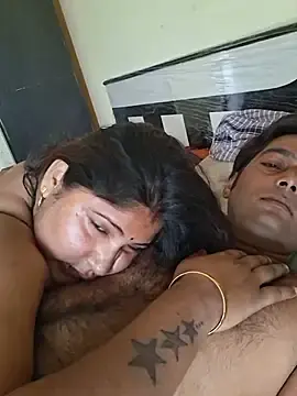 Stripchat Free Porn Cam of Real_cuple_69