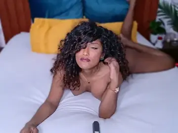 Stripchat Free Porn Cam of ShanialaFrancaise