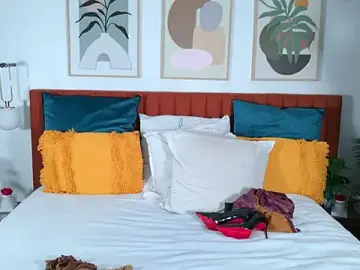 Stripchat Watch Live Sex Cams of ShanialaFrancaise