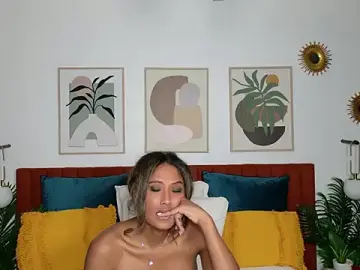Stripchat Adult Webcams of ShanialaFrancaise