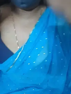 Stripchat Adult Webcams of Yoursriya25