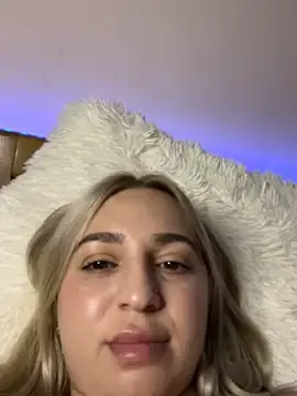 Stripchat Free Live Porn of xLexi