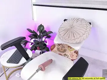 Stripchat Sex Cam of Im_Evanss