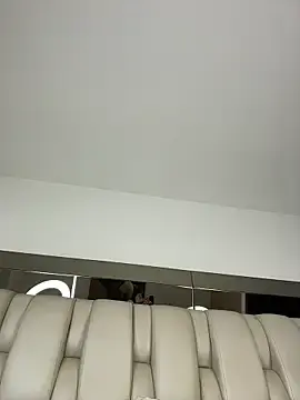 Stripchat Live Sex of ALISSON_FOXXX1