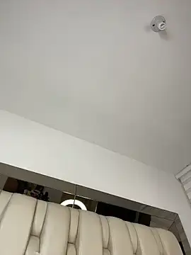 Stripchat Free Porn Cam of ALISSON_FOXXX1