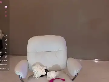 Stripchat Live Sex Cam of Hahaha_ha2