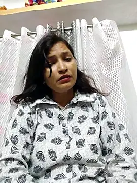 Stripchat Nude Webcam of Priyaa_1433