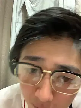Stripchat Live Sex Cam of nowariwish