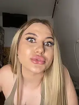 Stripchat Free Porn Cam of DariaSellen