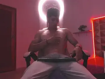 Stripchat Best live sex cam show of Dark_Valentino_