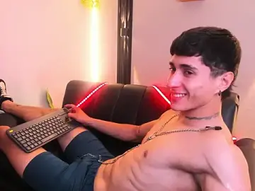 Stripchat Live Sex of Dark_Valentino_