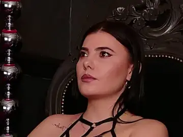 Stripchat Free Porn Cam of MistressEly