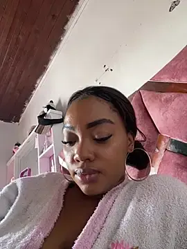 Stripchat Live Sex Cam of MonicaSex_