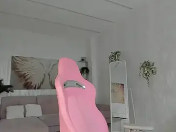 Stripchat Best live sex cam show of TiffanyHouston_