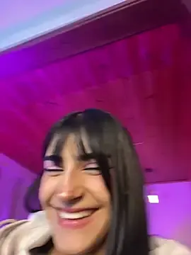Stripchat Live Sex Cam of ivy-777