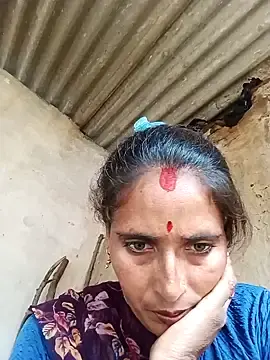 Stripchat Watch Live Sex Cams of Arti13A