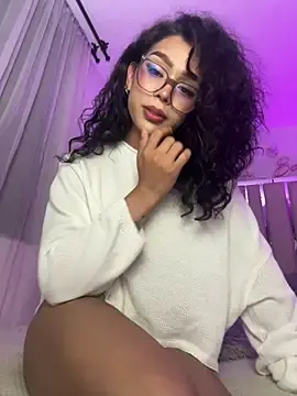 Stripchat Live Sex of Samantha_Bernardo