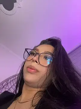 Stripchat Live Sex of Samantha_Bernardo
