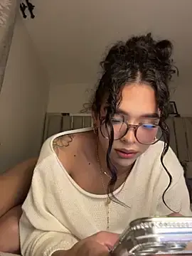 Stripchat Live Porn of Samantha_Bernardo