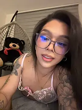 Stripchat Live Sex of Samantha_Bernardo