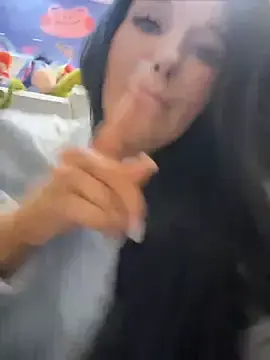 Stripchat Watch Live Sex Cams of Tisha_Busty