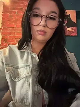 Stripchat Free Live Porn of Tisha_Busty