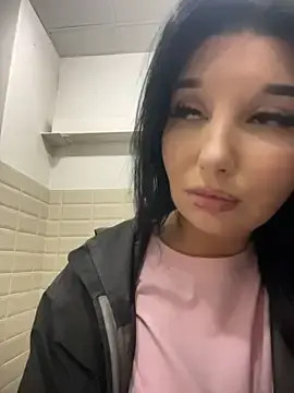 Stripchat Free Live Porn of Tisha_Busty