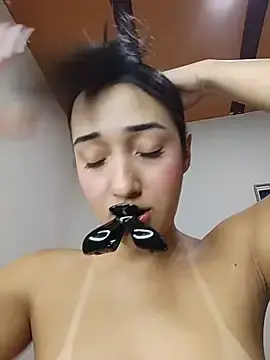 Stripchat Watch Live Sex Cams of isabellaHill2