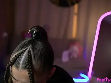 Stripchat Free Live Porn of popityan1