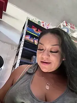 Stripchat Adult Webcam of Indira_Nahali1