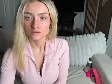 Stripchat Free Porn Cam of meggsworld
