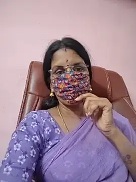 Stripchat Nude Webcam of tamil_peenqueen