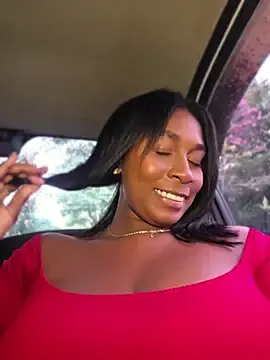 Stripchat Free Porn Cam of HanaThompson