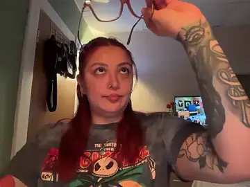 Stripchat Sex Cam of naya_pumpkin