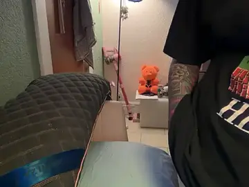 Stripchat Watch Live Sex Cams of naya_pumpkin