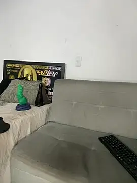 Stripchat Sex Cam of remyflux666