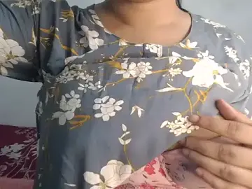 Stripchat Free Porn Cam of Nayra7