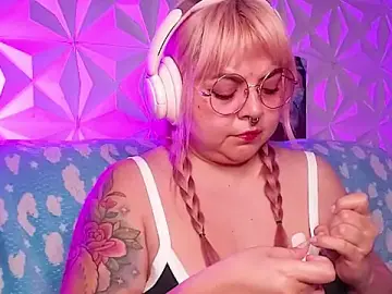 Stripchat Live Sex Cam of Satyn_doll