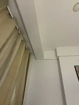 Stripchat Live Sex Cam of ZaraLuuv