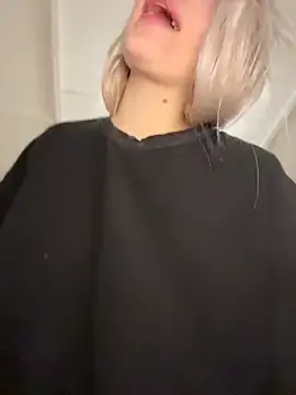 Stripchat Sex Chat of HugeBoobsAlice