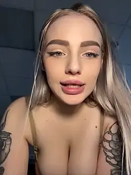 Stripchat Best Webcam of HugeBoobsAlice