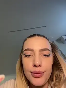 Stripchat Live Porn of HugeBoobsAlice
