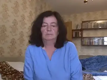 Stripchat Live Porn of GypsiQueen2