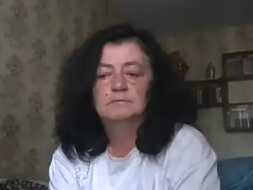 Stripchat Live Porn of GypsiQueen2
