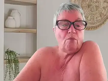 Stripchat Live Sex of Mystery-Grandmother