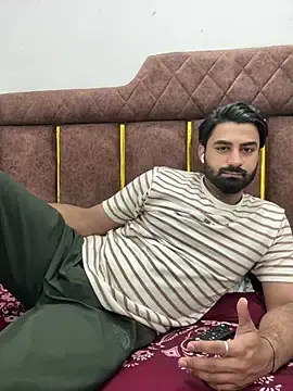 Stripchat Watch Live Sex Cams of Royalboy_03