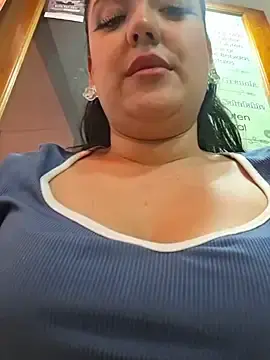 Stripchat Sex Cam of Sophie-hatter