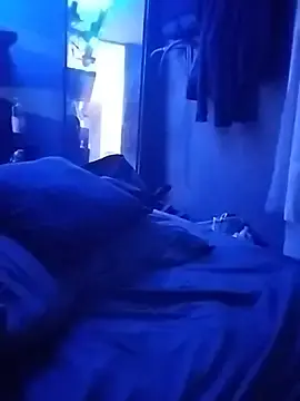 Stripchat Live Sex Cam of URALZERO420CLOUDS