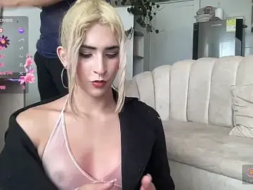 Stripchat Live Sex of isa_fox_23